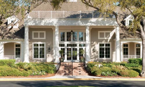 White column patio of the front of the clubhouse at the Westin Hilton Head, SC